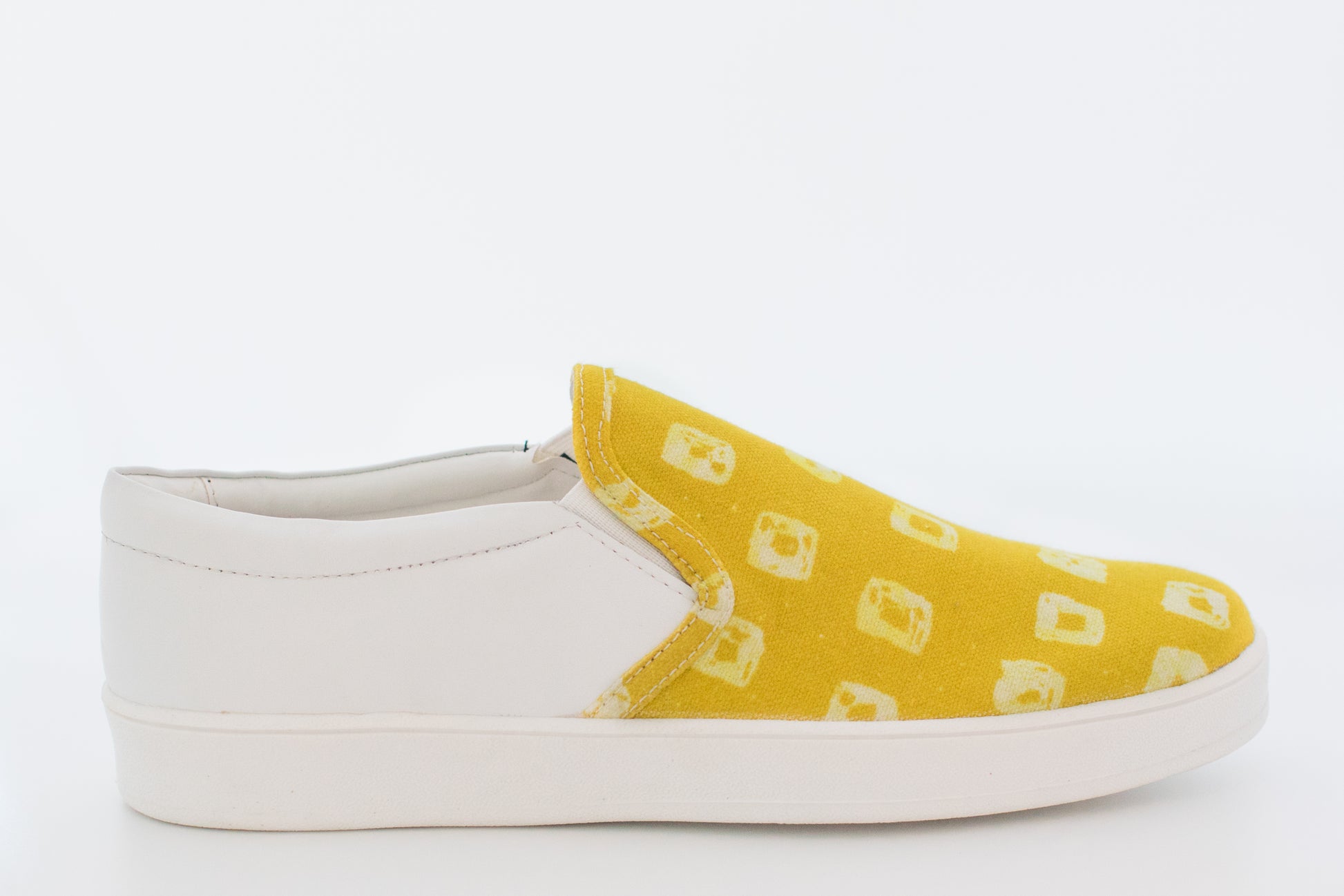 Right Sitara shoe